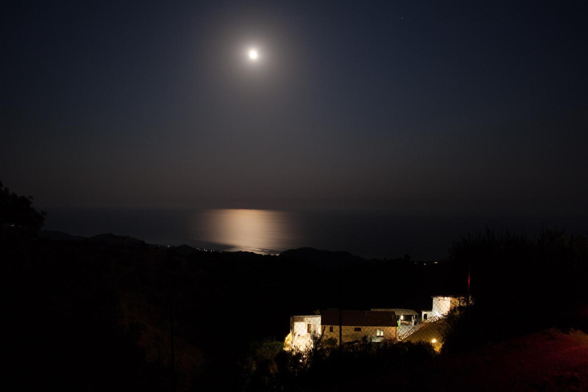 Aguni Agriturismo E Locanda Palizzi Zewnętrze zdjęcie