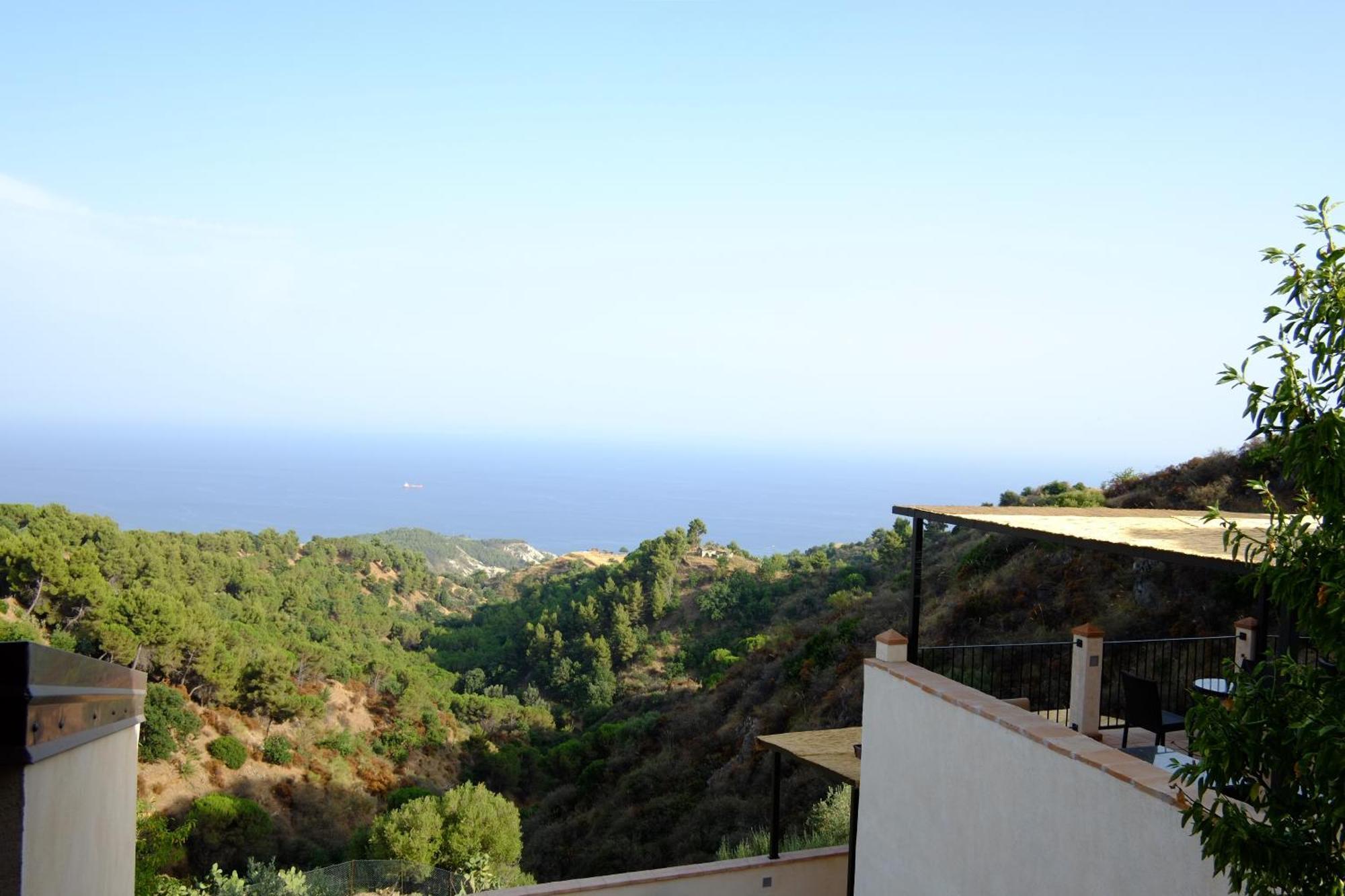 Aguni Agriturismo E Locanda Palizzi Zewnętrze zdjęcie